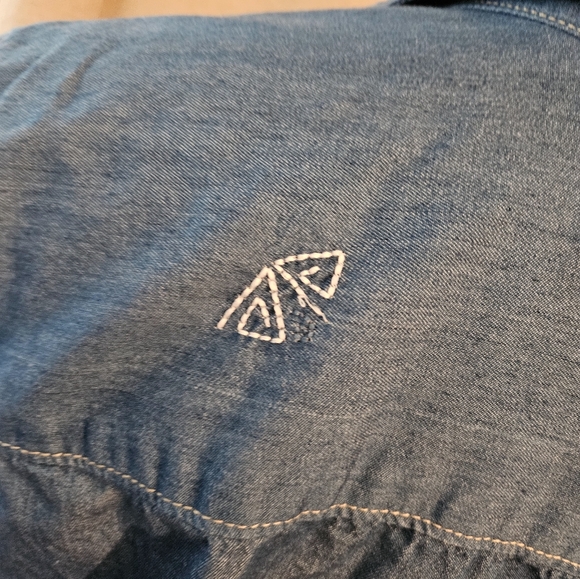 City Blues Women's Denim Shirt Size 2X - Picture 7 of 10